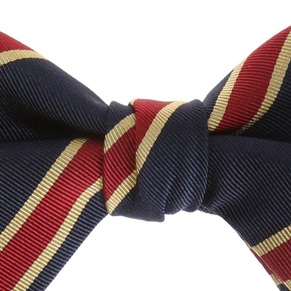 NEW ! Gucci Red and Gold Striped Pencil Bow Tie in Navy - Picture 2 of 5